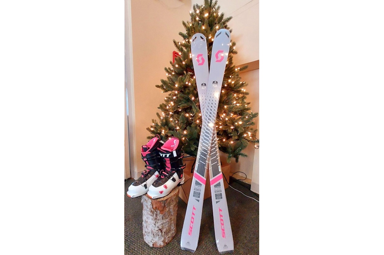 Women's Alpine Touring Ski Package High Peaks Church Winter Gala