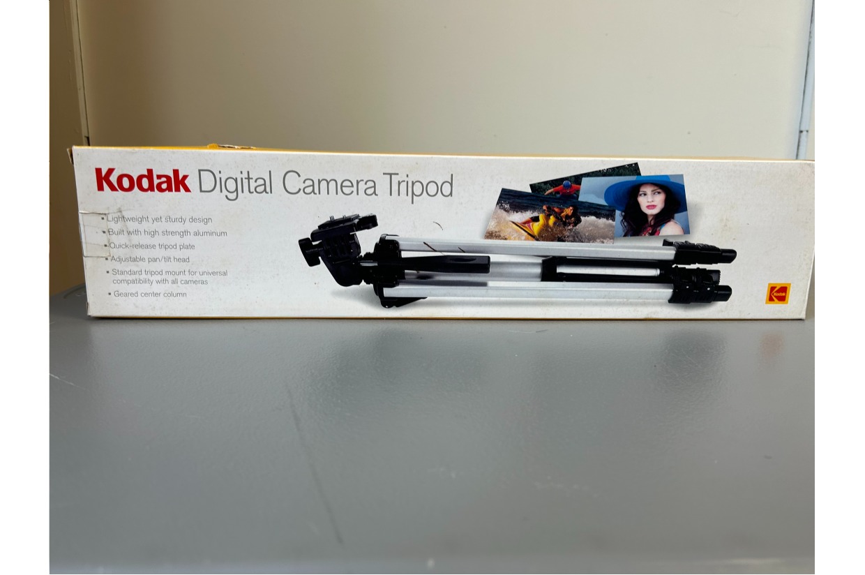 Kodak Digital Camera Tripod Historic Salem Courthouse 2024 Spring