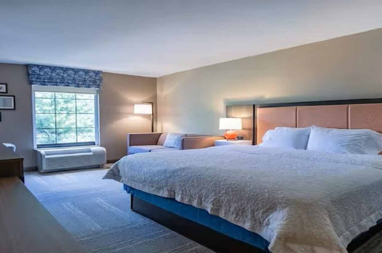 Hampton Inn/Pioneer Valley Hotel Group 2024 Friends of Hadley