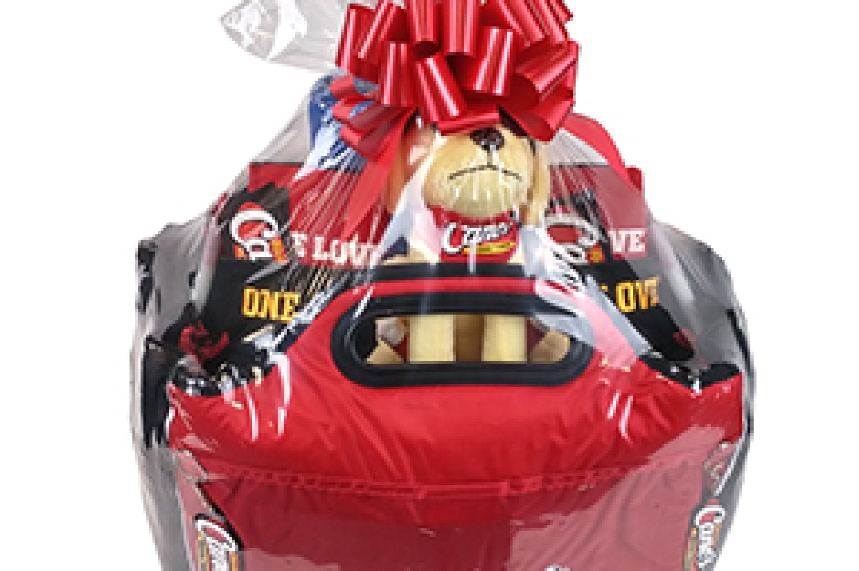 Raising Canes Gift Basket Mesa Middle School PTSO 2024 Auction Mesa Middle School PTSO