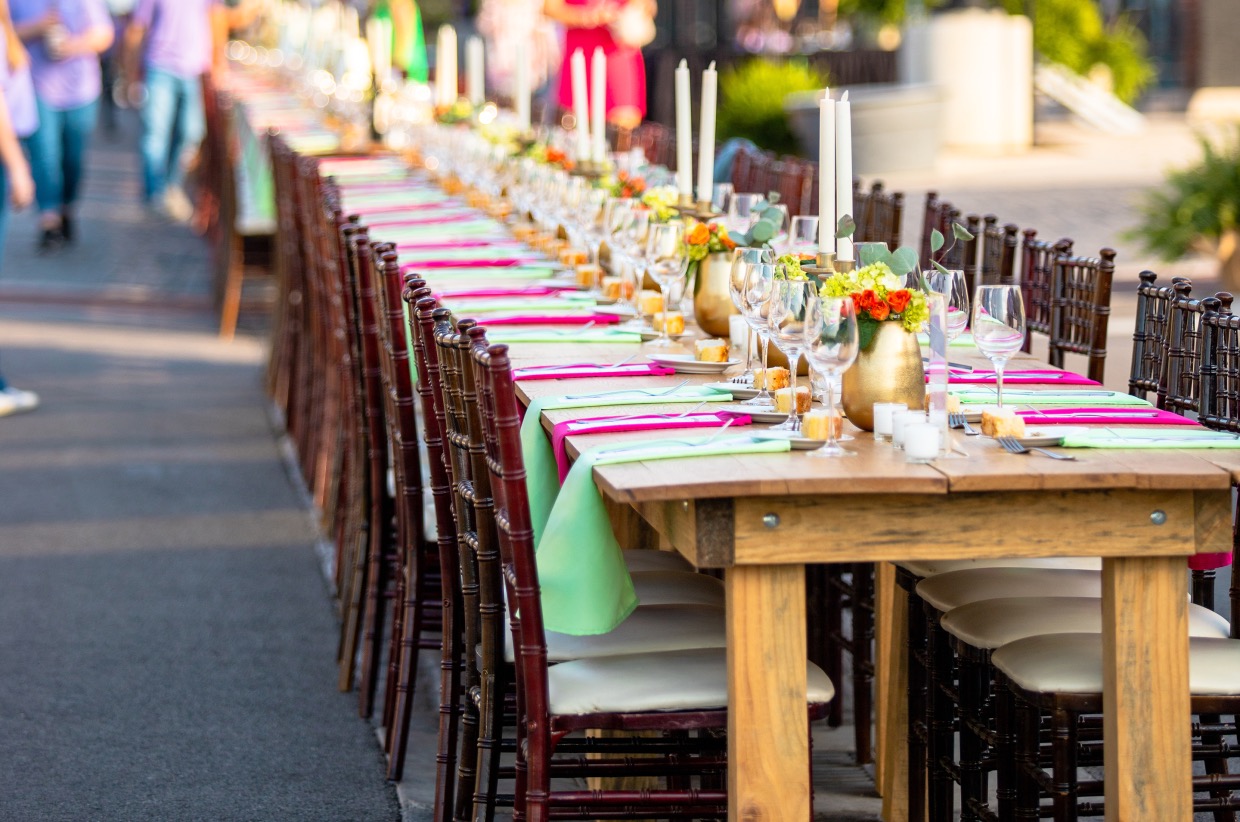 Dinner on First Table 9 - Active