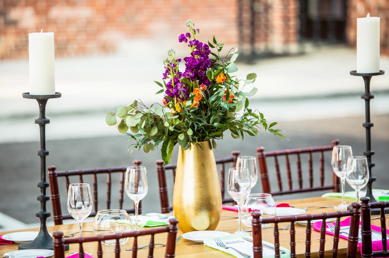 Dinner on First Table 15 - Active