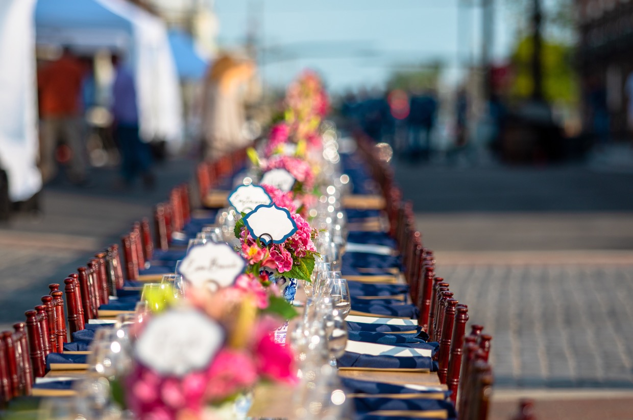 Dinner on First Table 20 - Active