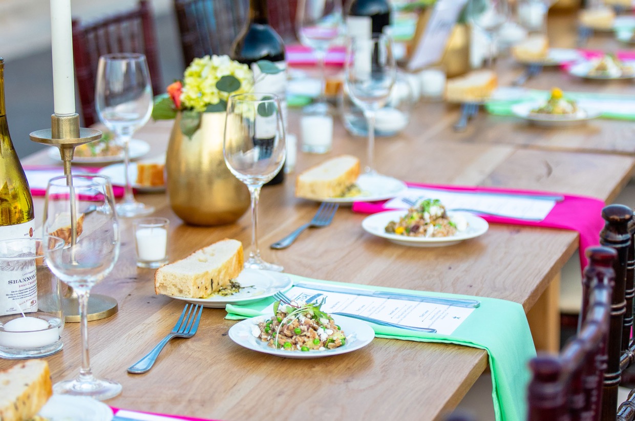 Dinner on First Table 7 - Active