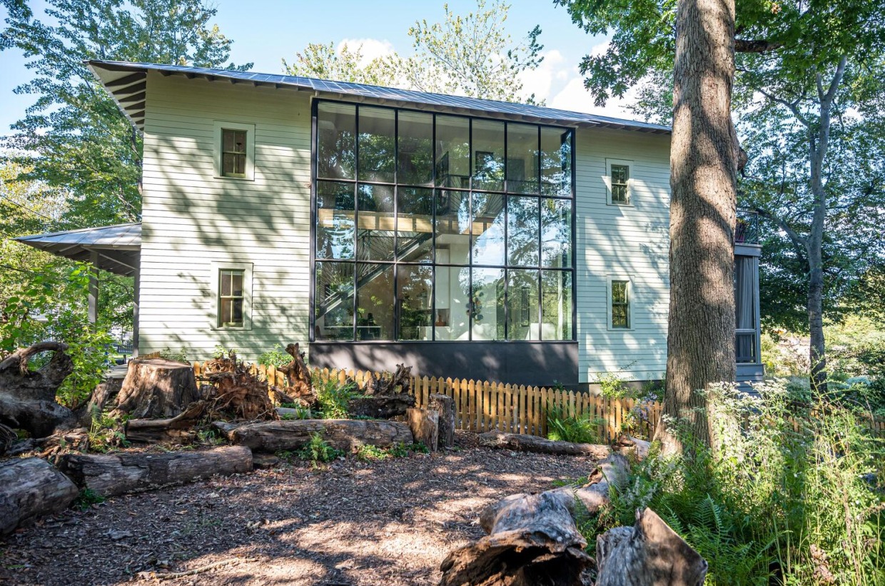 2 Night Stay - Atlanta Beltline Luxury Airbnb | GPCP Auction 2023 | Grant  Park Cooperative Preschool | BetterWorld