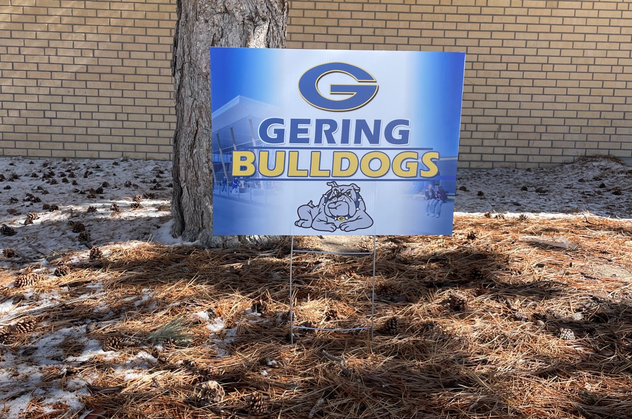 "Gering Bulldogs" Yard Sign Gering DECA 2023 Silent Auction Gering High School DECA