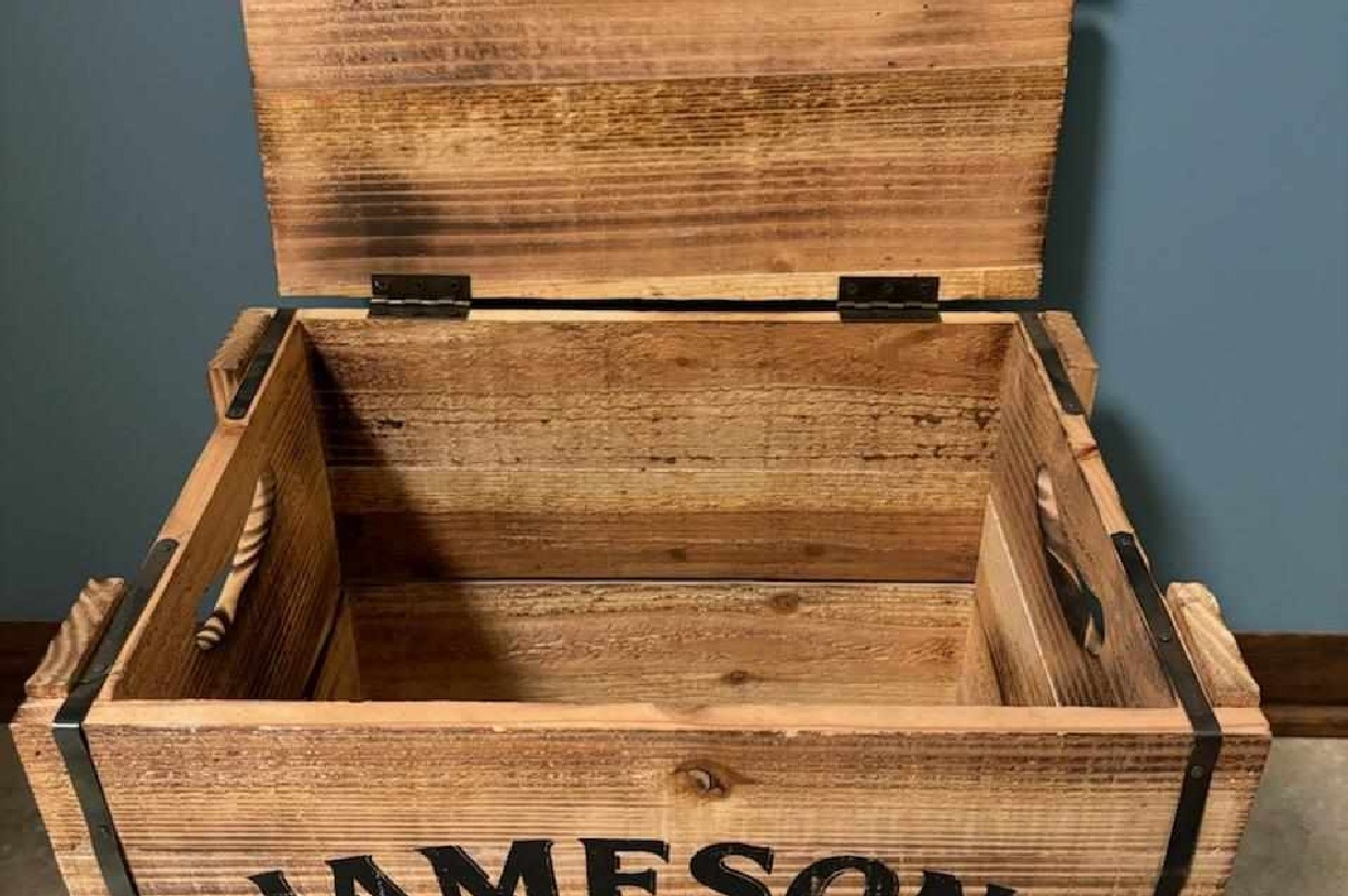 Jameson Wooden Crate 2024 HomeDadCon Brian Dickson Scholarship