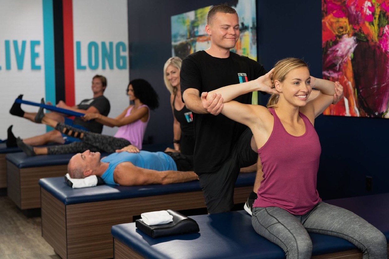 50 Minute Stretch Session at StrechLab — Fashionably Westport Silent ...