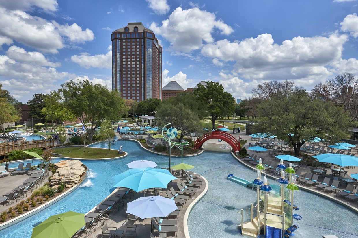 Dallas Getaway: One Night Stay at Hilton Anatole and $125 Fogo de Chao gift  card | Keep Texas Beautiful Community Auction | Keep Texas Beautiful |  BetterWorld