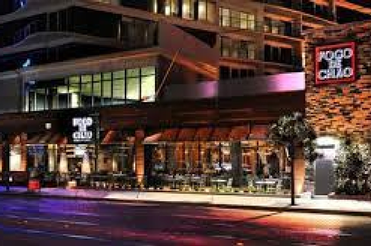 Dallas Getaway: One Night Stay at Hilton Anatole and $125 Fogo de Chao gift  card | Keep Texas Beautiful Community Auction | Keep Texas Beautiful |  BetterWorld