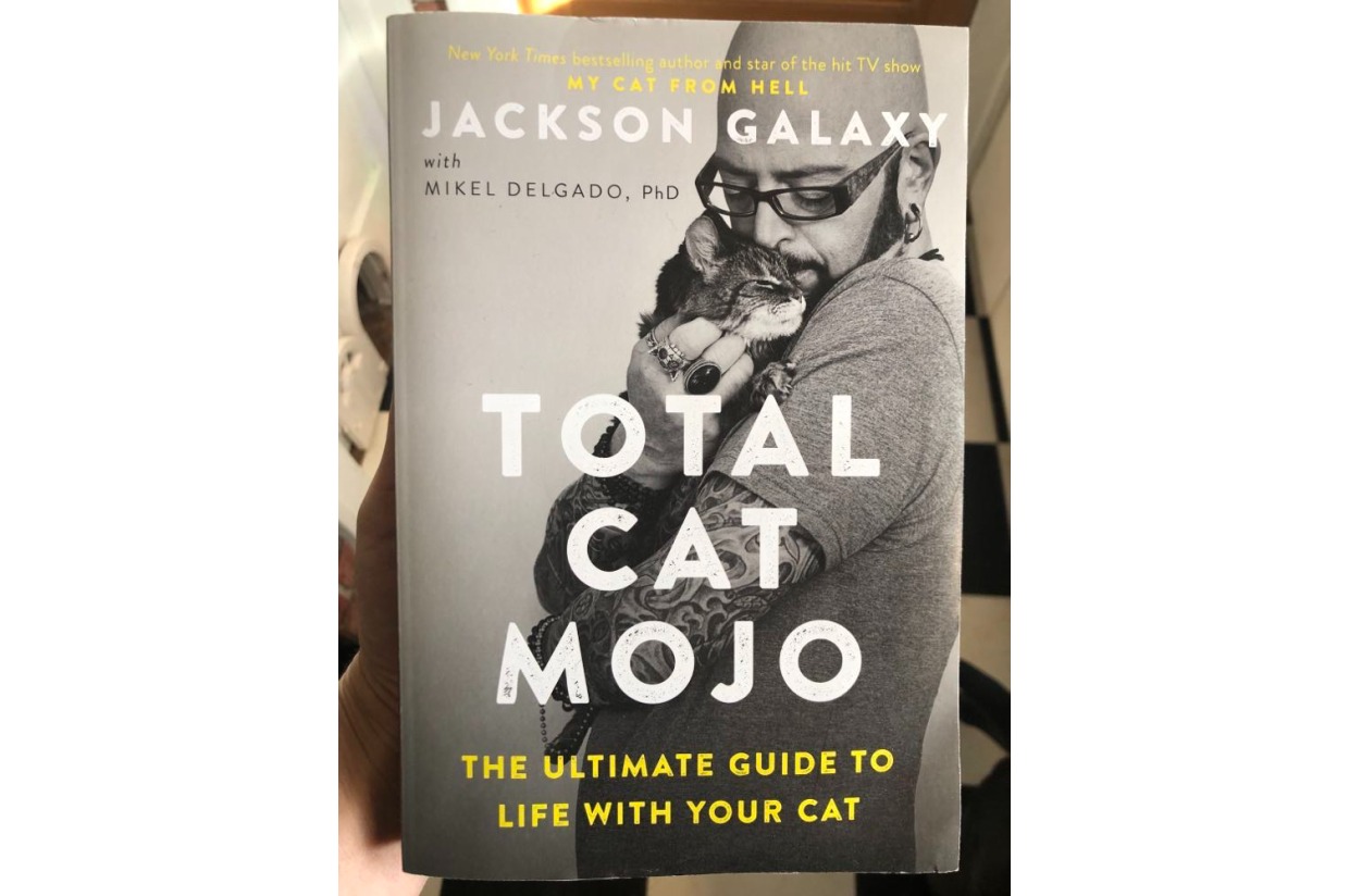*SIGNED* copy of "Total Cat Mojo" by Jackson Galaxy giveaway supporting